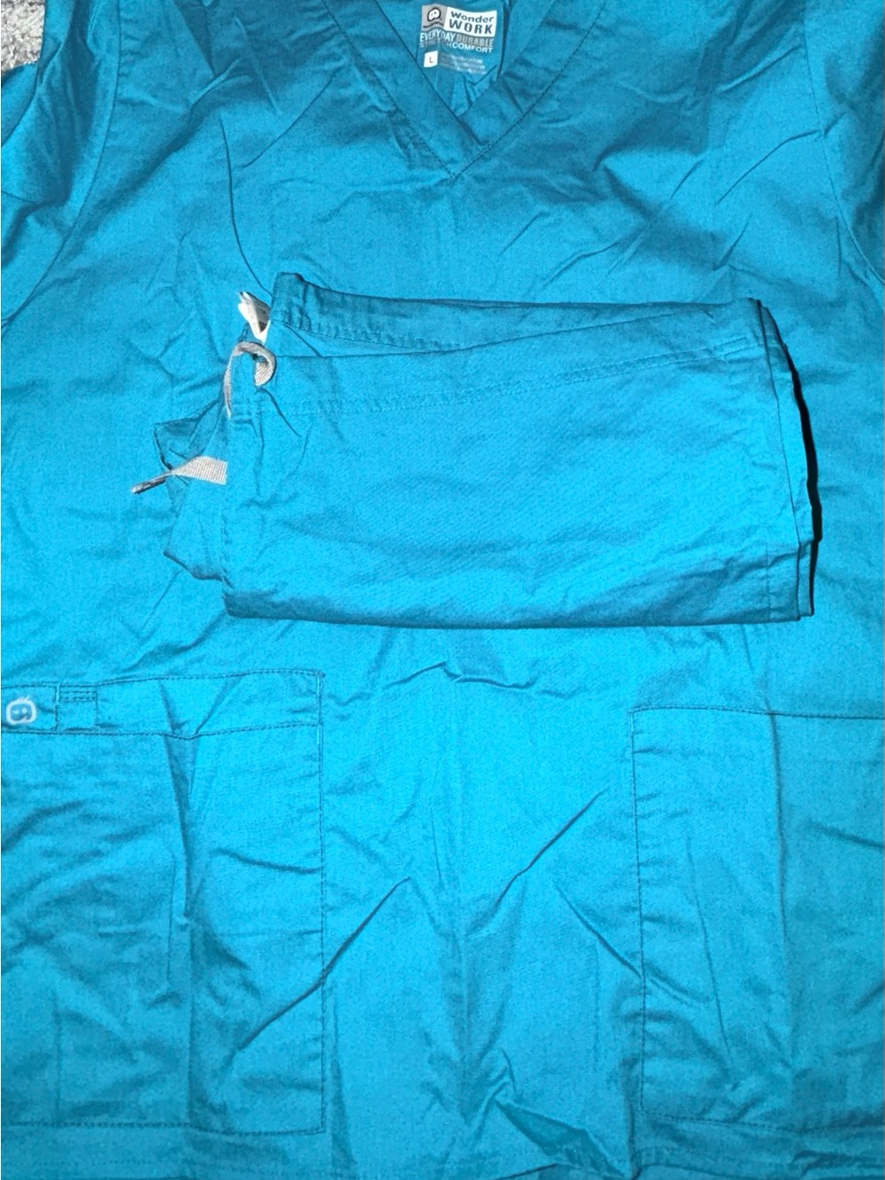 WonderWork Turquoise/Teal Scrub Set Top-L and Bottom-XL